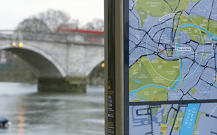 Isochrone Fußerreichbarkeit (5 und 15 Minuten) auf Wegekarten in London 